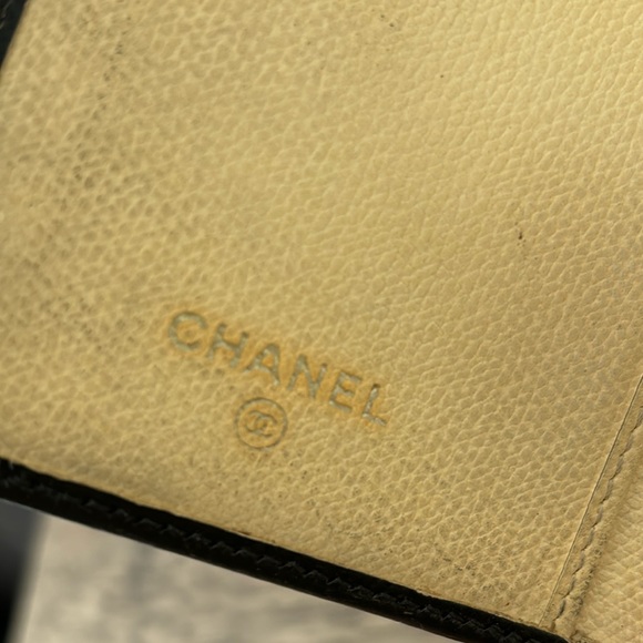 Chanel wallet with COA and unbranded chain - Picture 6 of 11